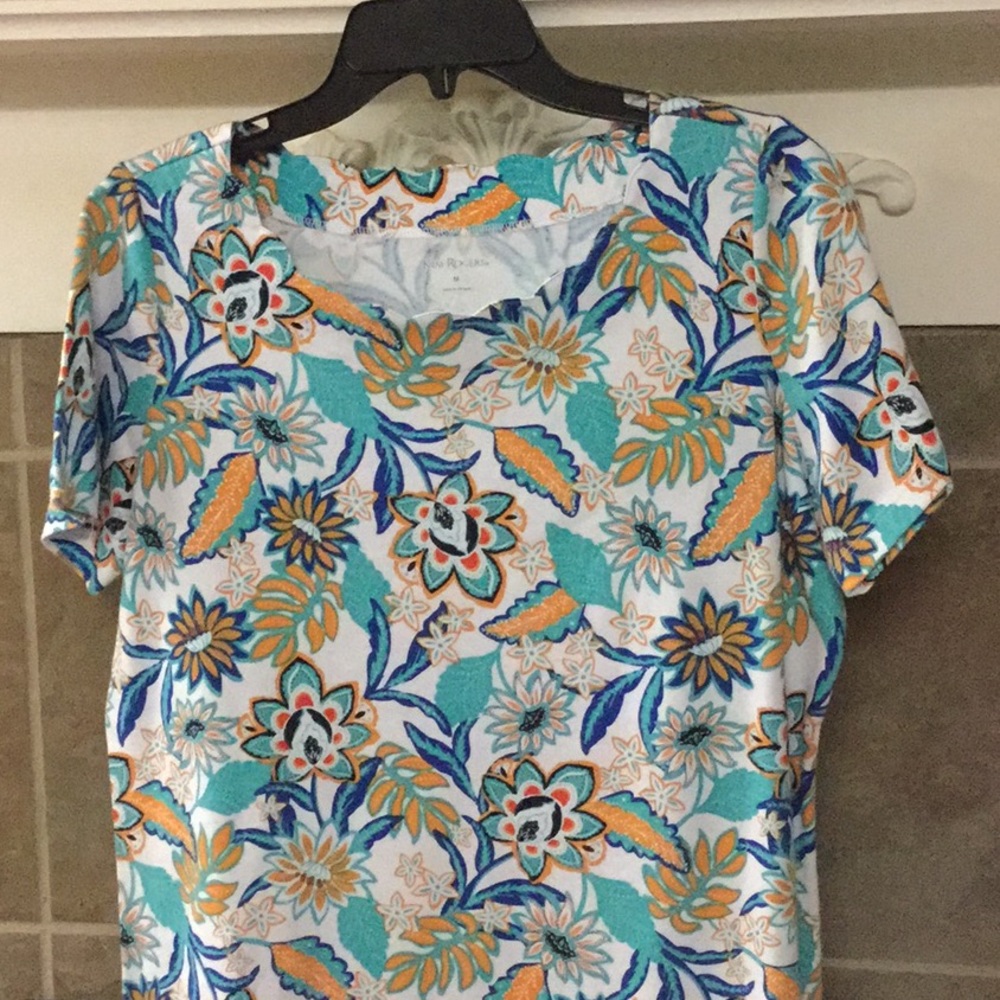 Kim Rogers Tee shirt. NWOT